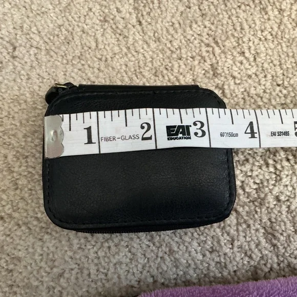 Genuine Leather Pill Case. - Picture 8 of 10